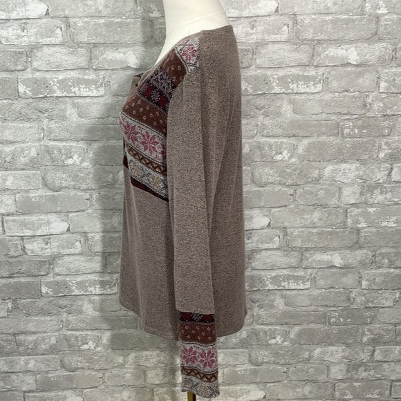 Maurices 24/7 Brown Fair Isle Heartland Henley Tee - Picture 4 of 7